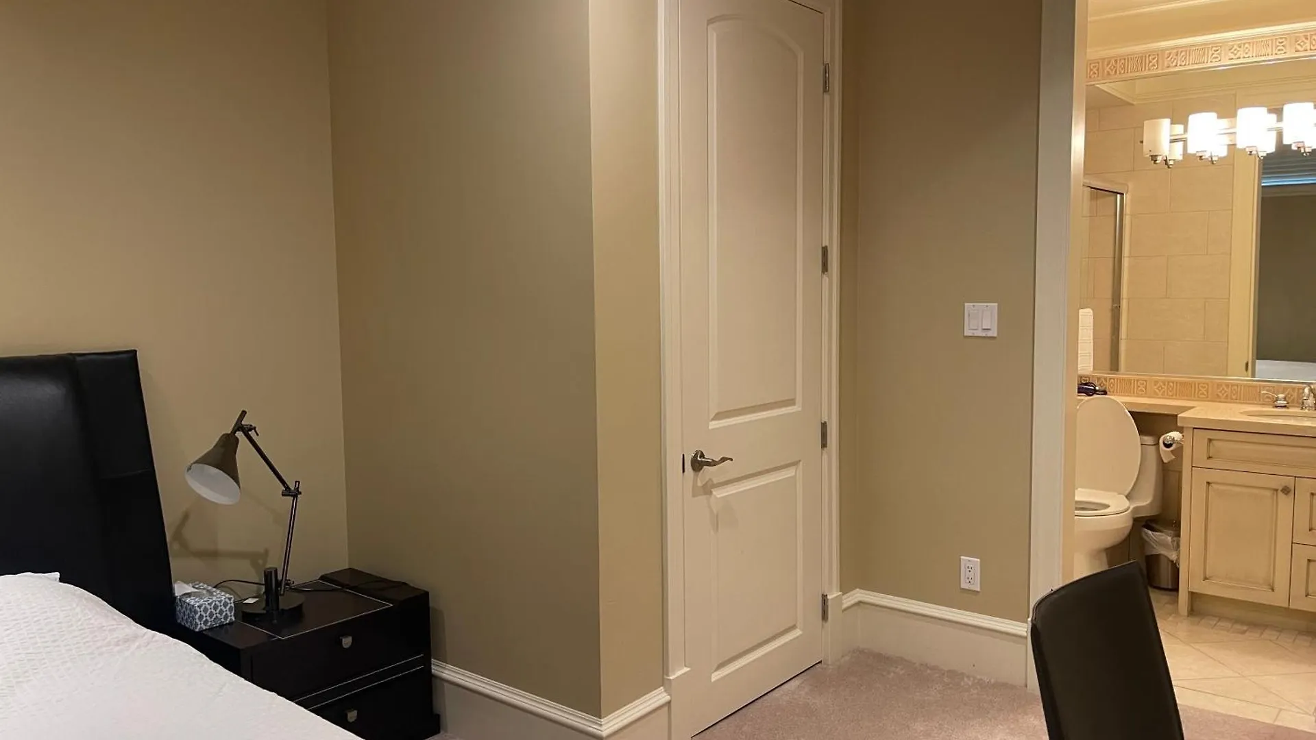 Homestay Campus Haven Apartment Vancouver Canada